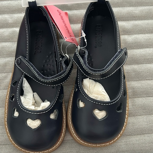 NWT Gymboree Schoolgirls Rock line heart Mary Jane’s size 10 - Picture 1 of 2